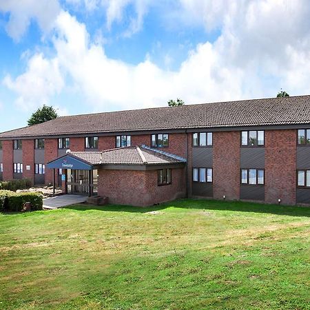 Travelodge Ipswich Stowmarket Haughley Exterior photo
