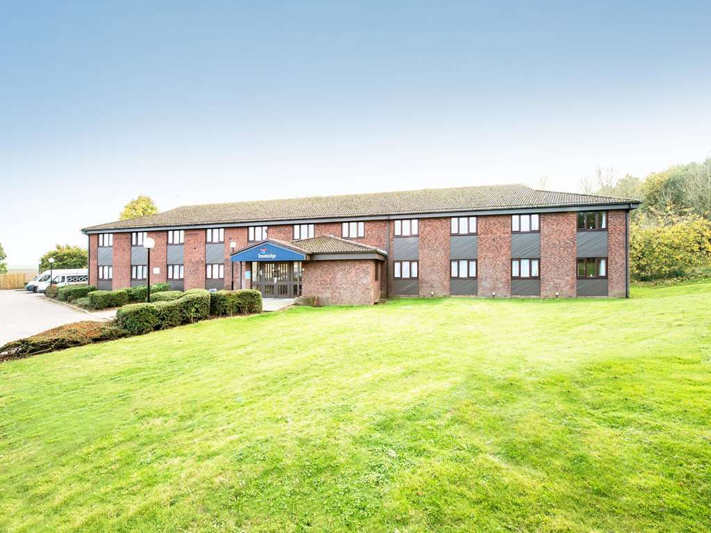 Travelodge Ipswich Stowmarket Haughley Exterior photo