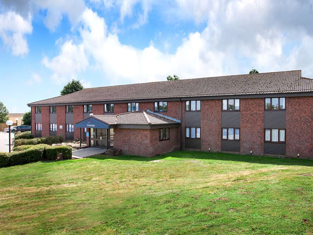 Travelodge Ipswich Stowmarket Haughley Exterior photo
